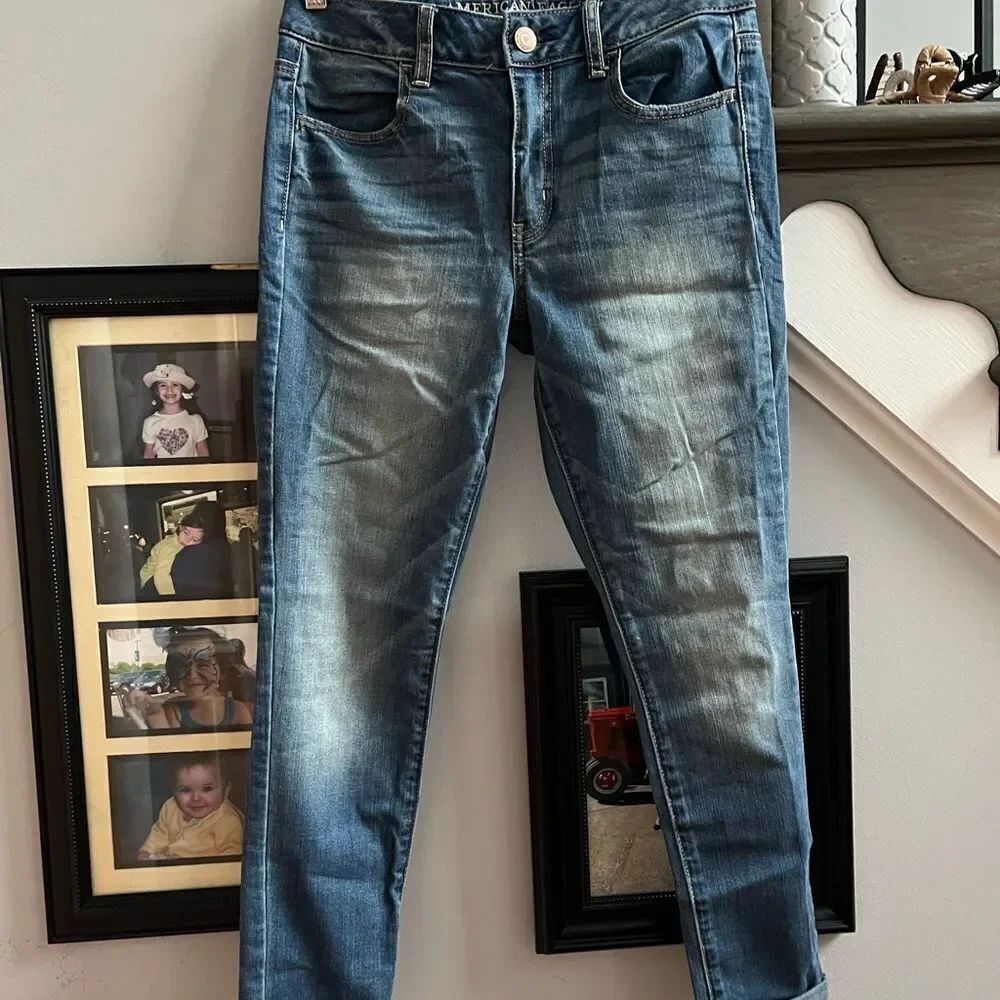American Eagle Outfitters Hi-Rise Jegging Jeans sz 4 EUC